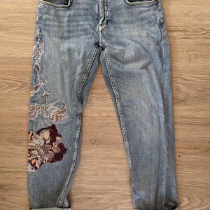 Pilcro Anthropologie Embroidered Boyfriend Jeans